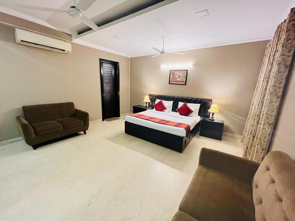 Готель Abode Residency Safdarjung Enclave Near U S Embassy Delhi Нью-Делі Екстер'єр фото