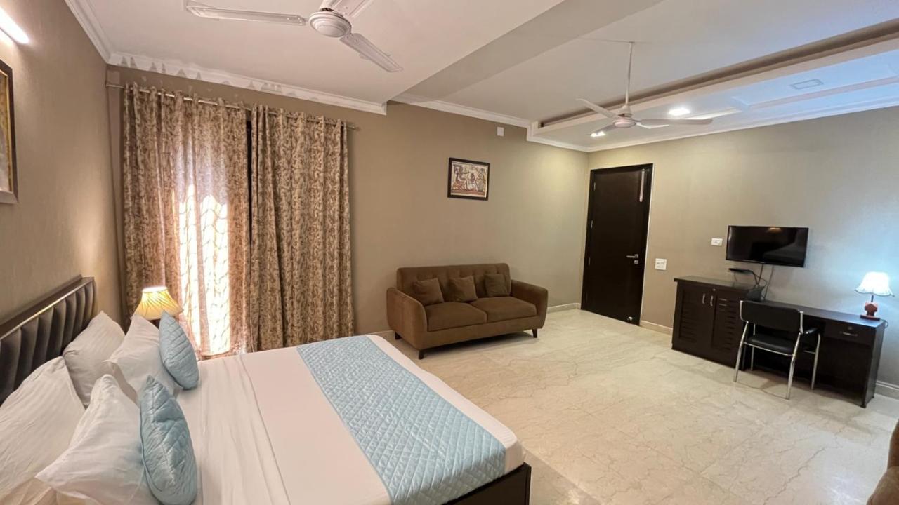 Готель Abode Residency Safdarjung Enclave Near U S Embassy Delhi Нью-Делі Екстер'єр фото